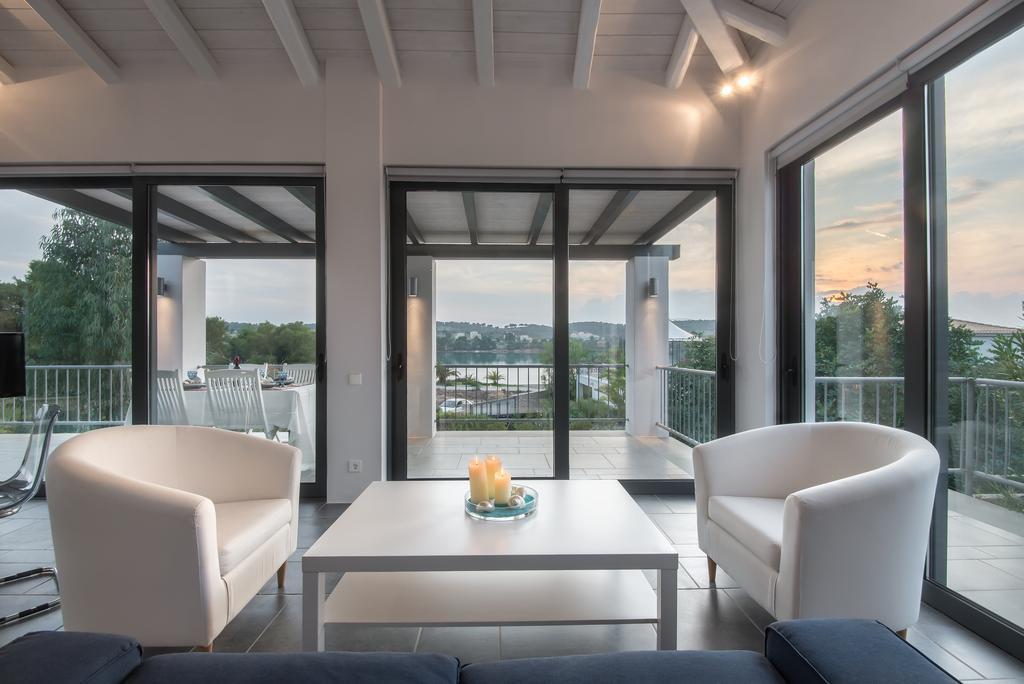 Minimal Sea View Maisonette Порто Хели Экстерьер фото